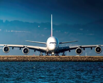 Emirates’ A380 taxiing into position on the runway in San Francisco for the trip back to Dubai. Photo submitted by Derek MacPherson, Instagram user @dmairplane