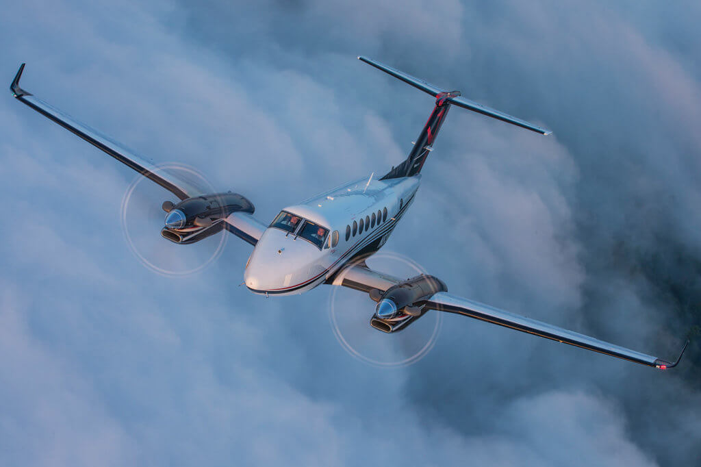 The King Air 350i is a study in contrasts: a legacy cockpit with time-proven controls and gauges, with the addition of three bright 14.1-inch cockpit displays. Textron Photo